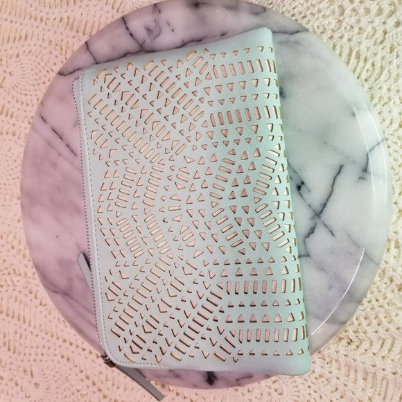 Stella and Dot MINT Clutch Wallet Laser Cut Out Double Hand Bag (9x6x1) - Picture 3 of 6